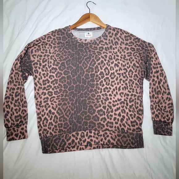 Sundry Anthropologie leopard print sweatshirt, size 1 - Picture 3 of 7